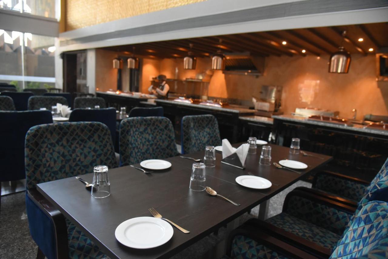 Hotel Accord Premier Raigarh Exterior photo